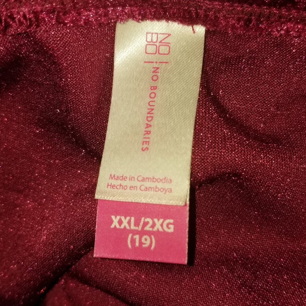 Velvet Frayed Maroon Camisole - Picture 4 of 5